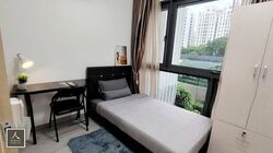 The Lakefront Residences (D22), Condominium #577205291